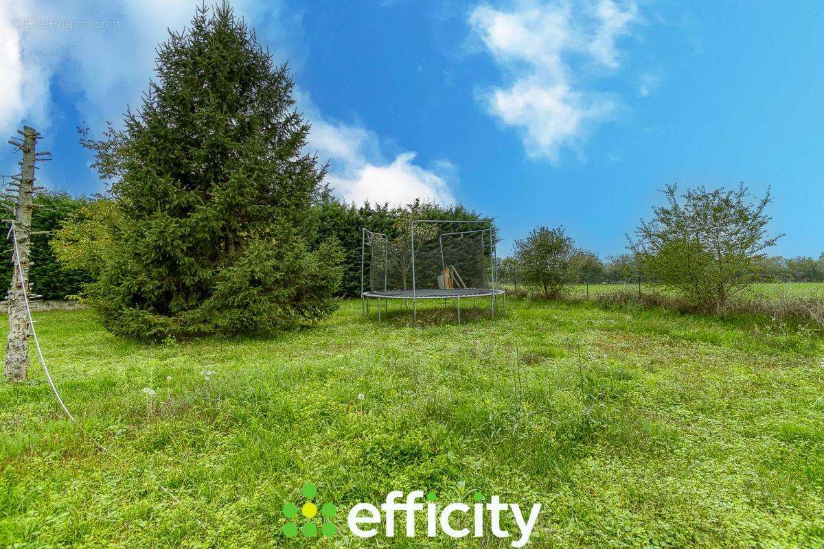 Maison à SAINT-ROMAIN-DE-JALIONAS