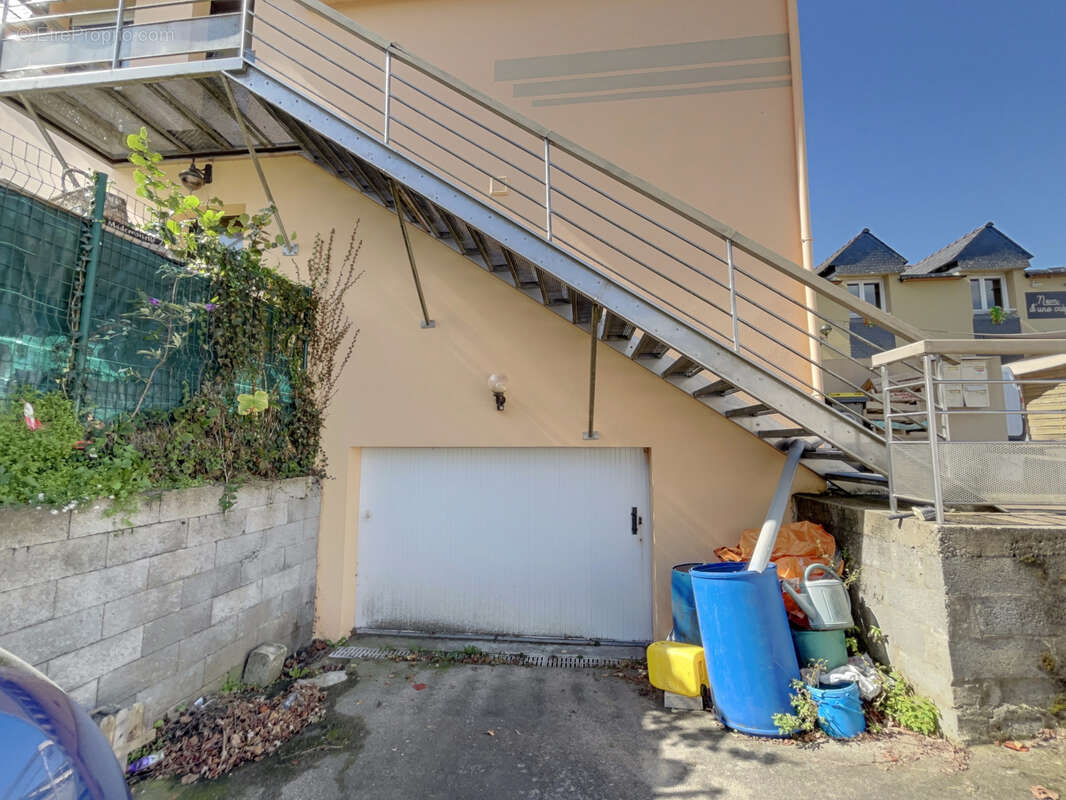 Appartement à CAMORS