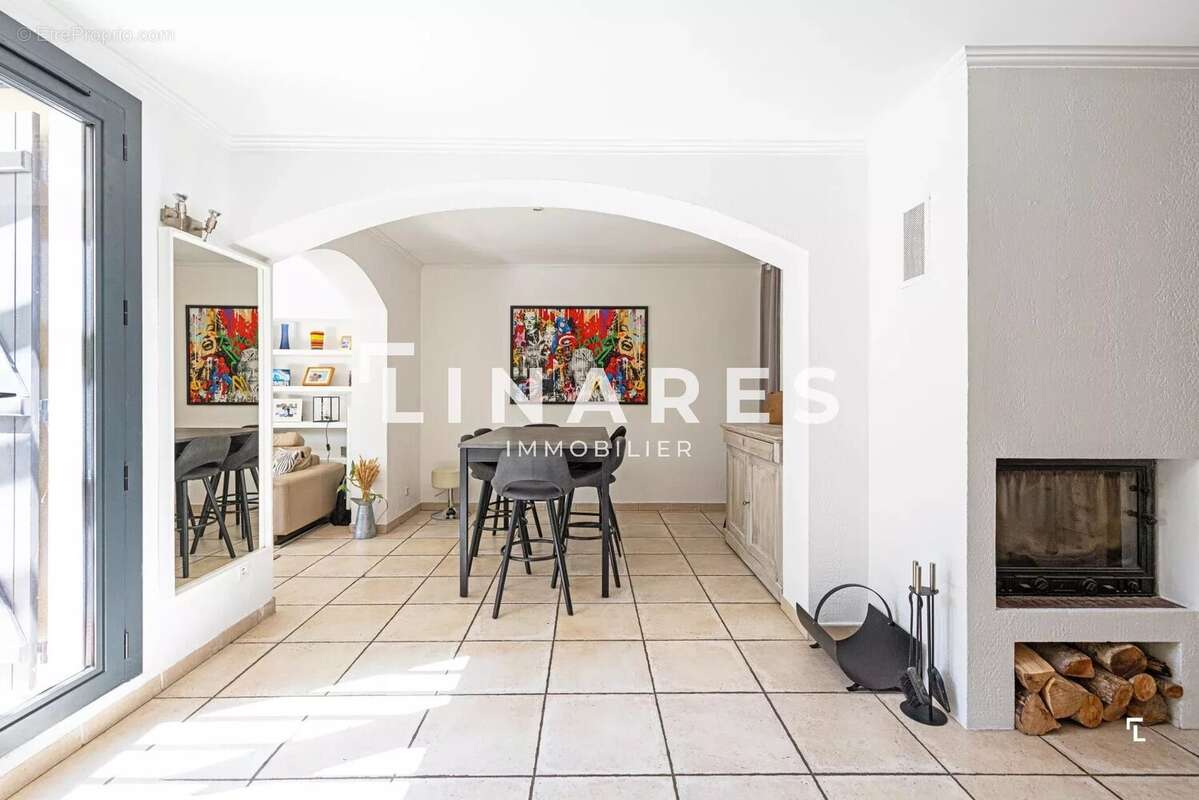 L'APAISANTE - Villa T4 de 121m² - Jardin de 186m² - Parking - 13011 LA VALENTINE - photo 3