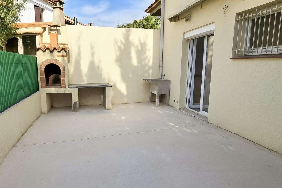 Appartement à SAINT-ESTEVE