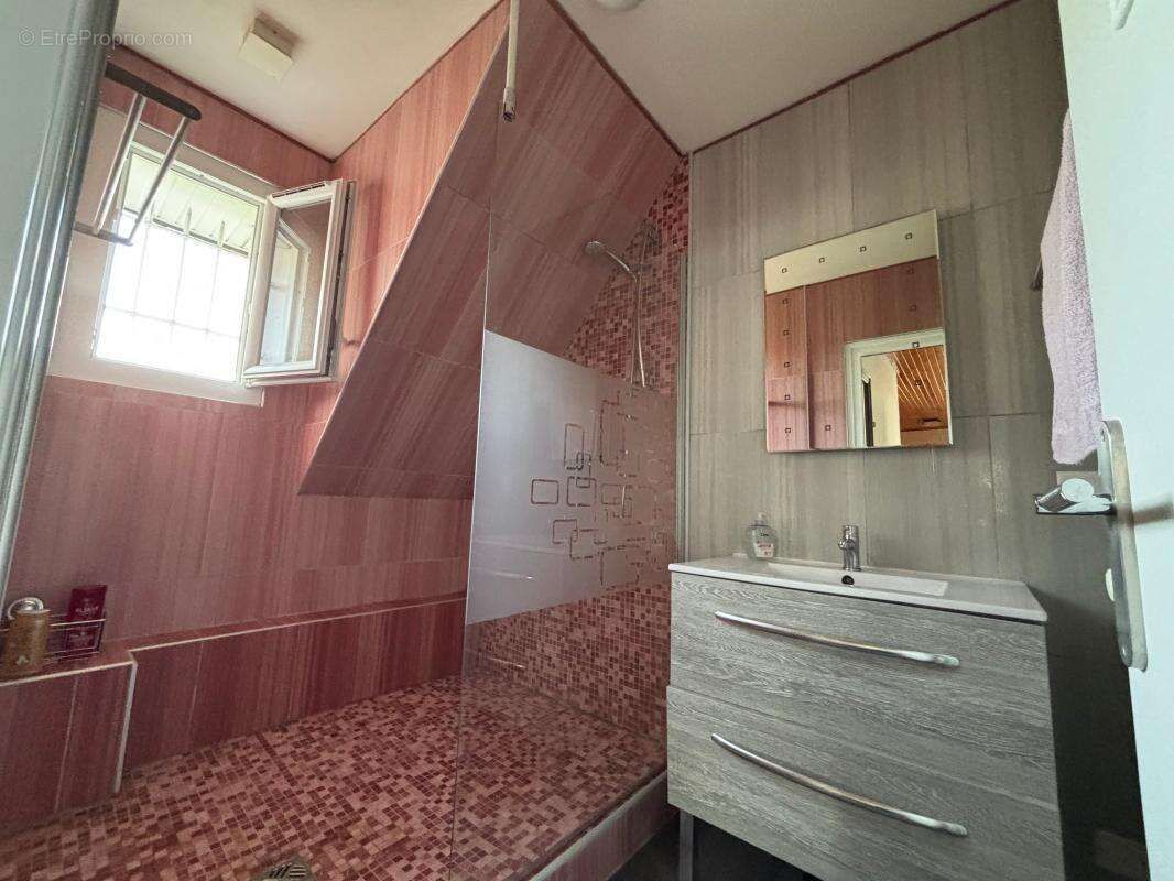 Maison à MONTAUBAN-DE-BRETAGNE