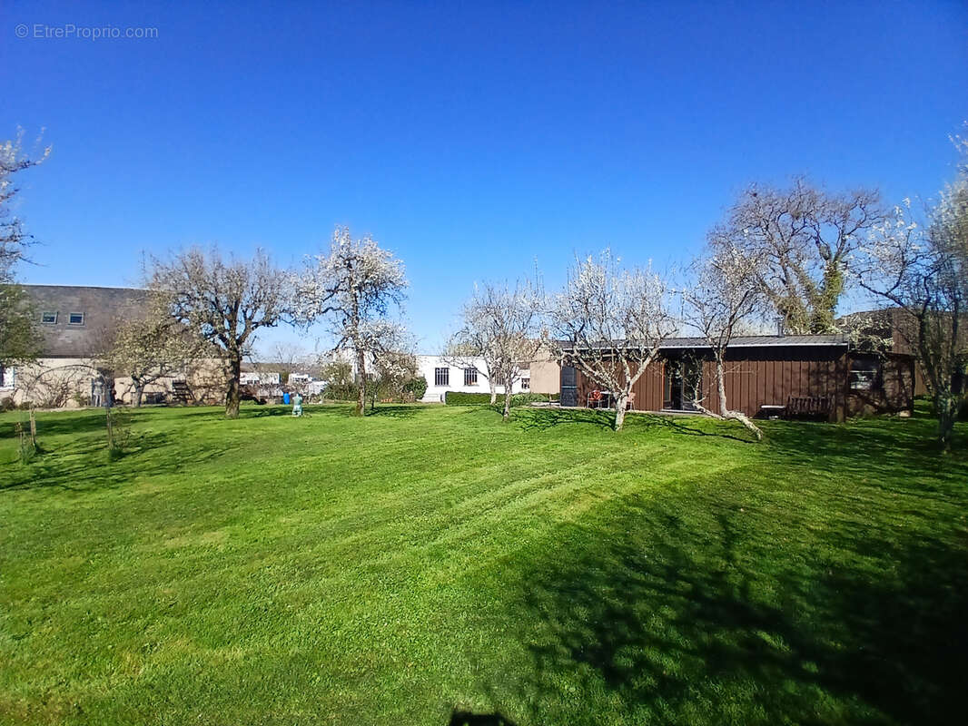Maison à EPIRY