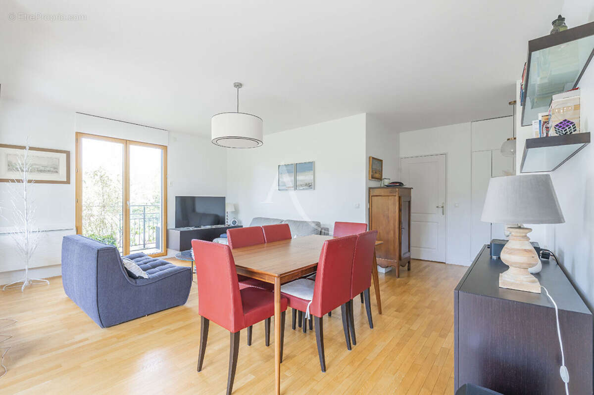 Appartement à GARCHES