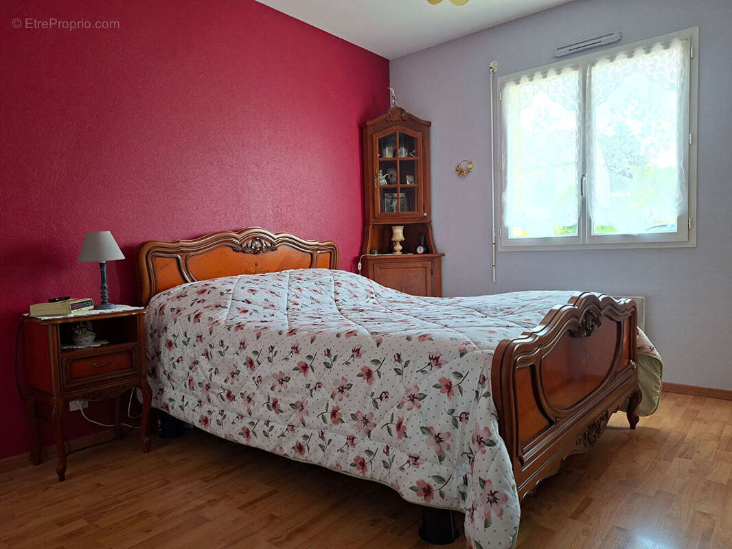 Maison Coesmes 5 pièce(s) 119 m² - 4 chambres - terrain 1195m² - photo 8