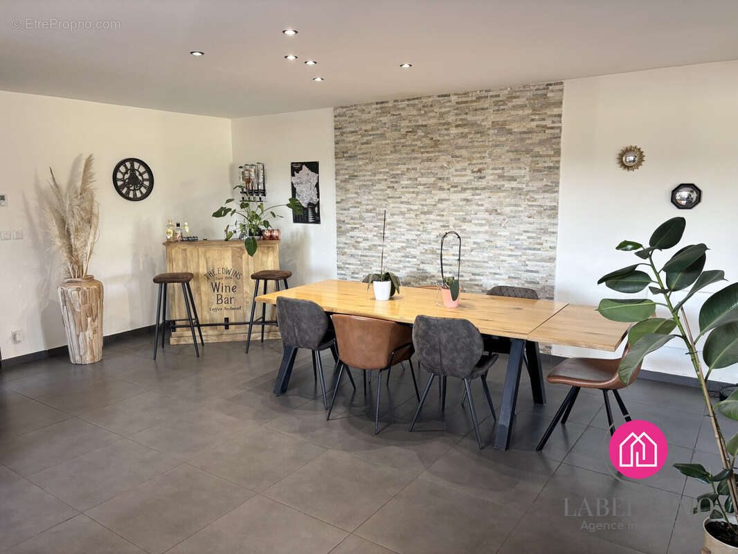 Maison 155 m² à Wallers  - photo 4