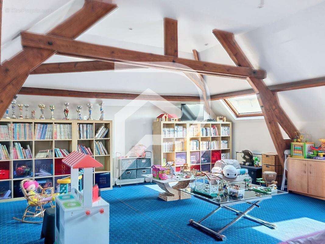 Maison à SAINT-ETIENNE-AU-MONT