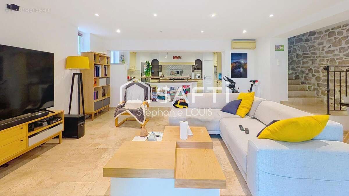 Photo 2 - Maison à LA MOTTE