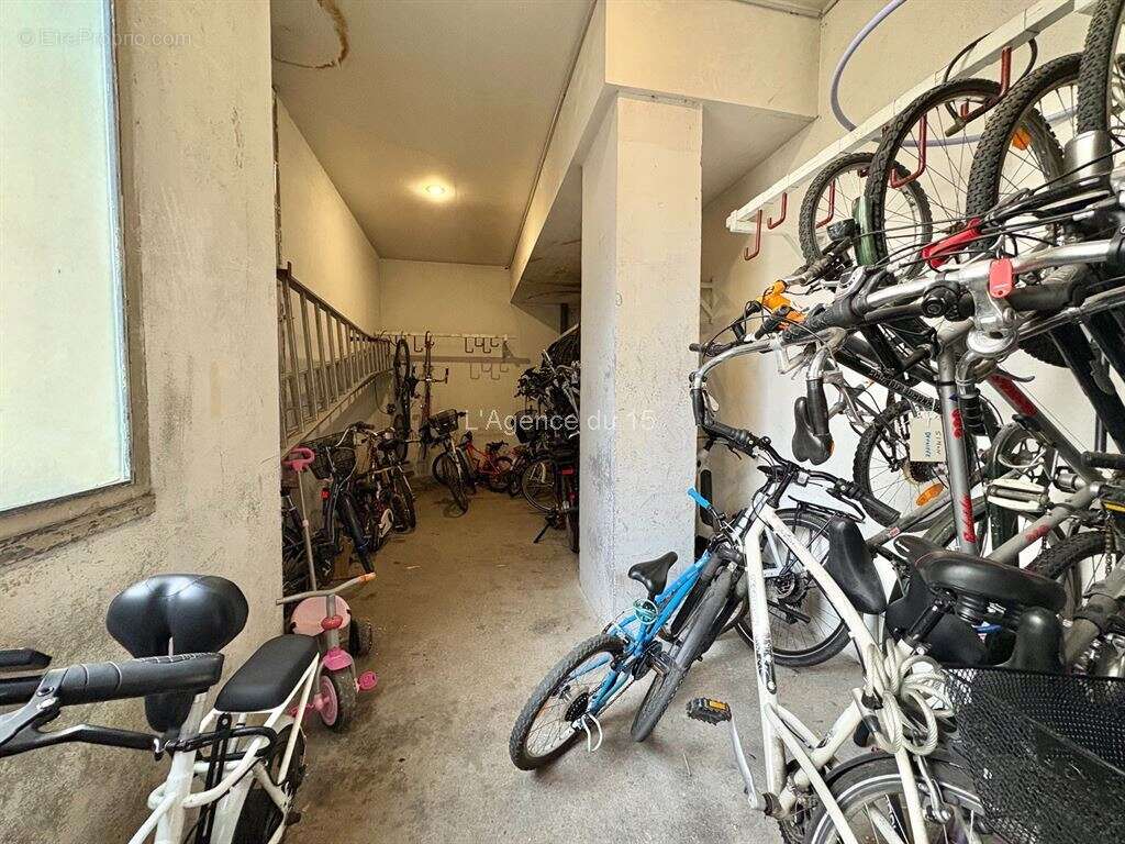Appartement à PARIS-15E