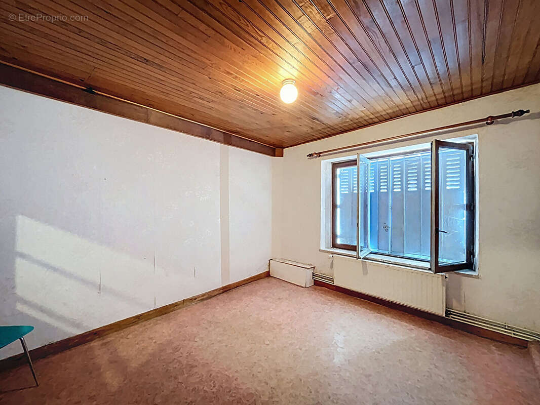 Maison de village à conforter - photo 4