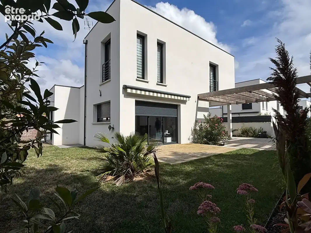 Photo Maison à Vaux-Sur-Mer au prix de 530 000€