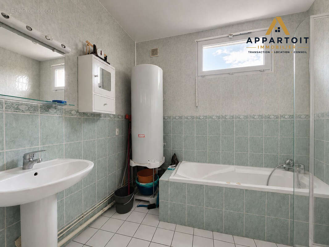 Maison 110 m² à Vichy  - photo 5