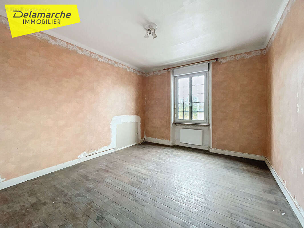 Maison à LA HAYE-PESNEL