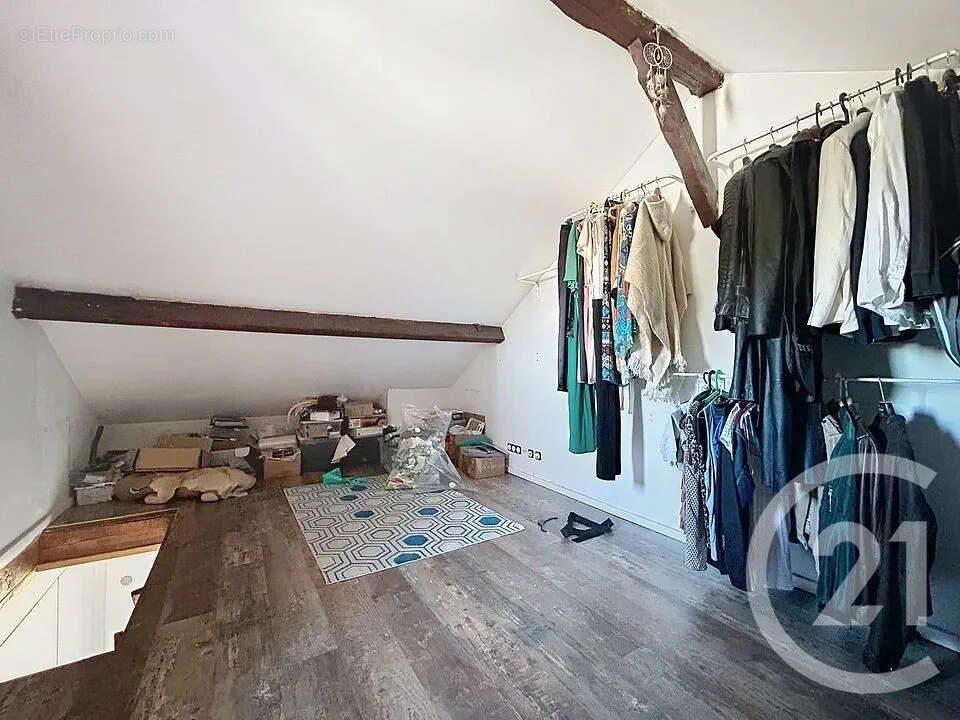 Appartement à DAMMARIE-LES-LYS