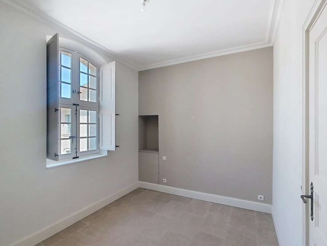 Appartement à UZES