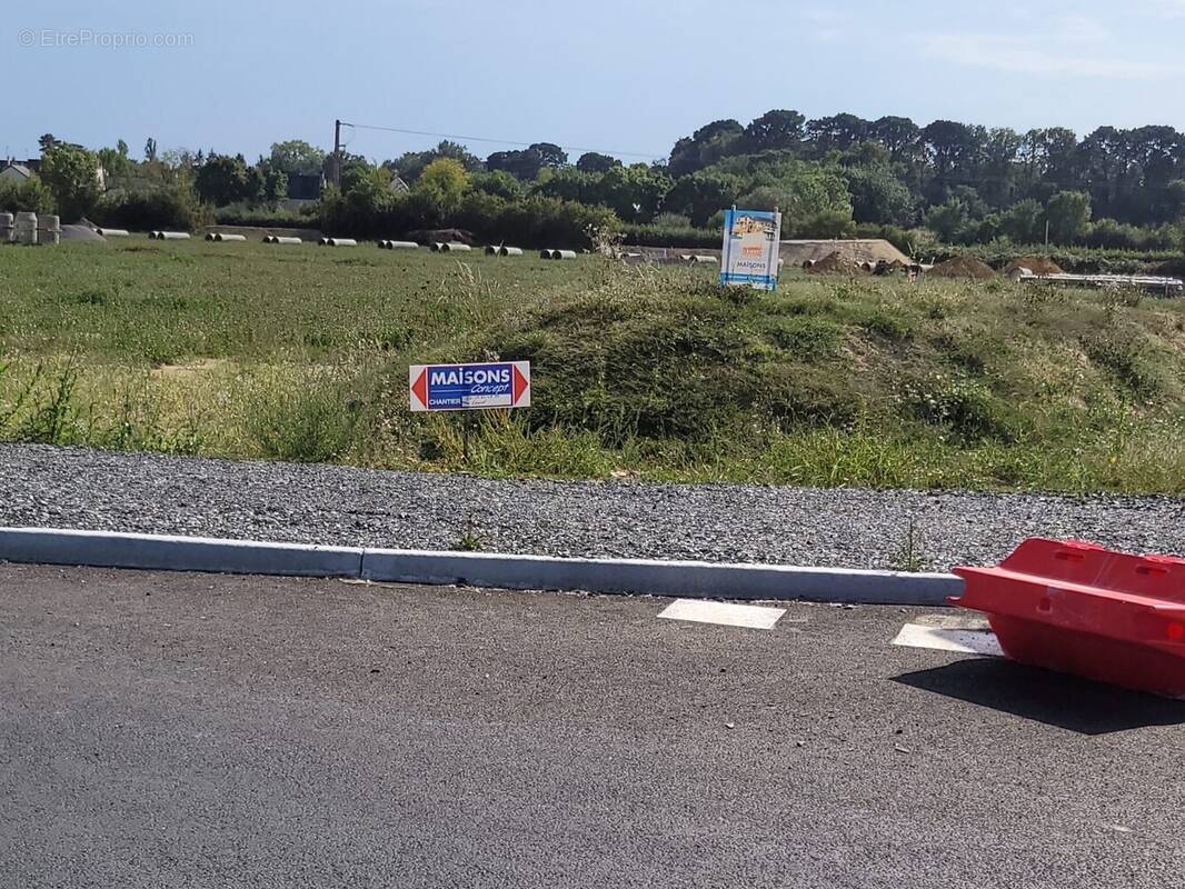 Terrain à SAUMUR