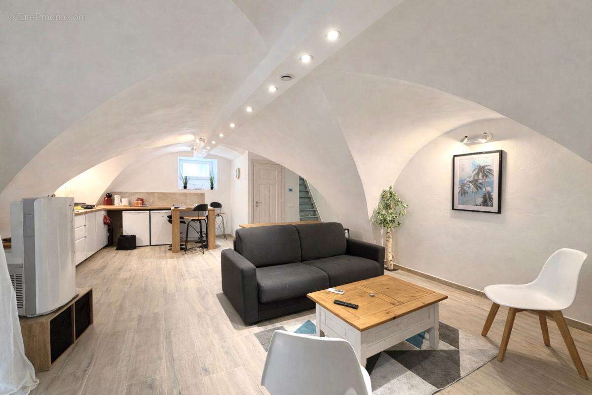 Appartement à LE CANNET