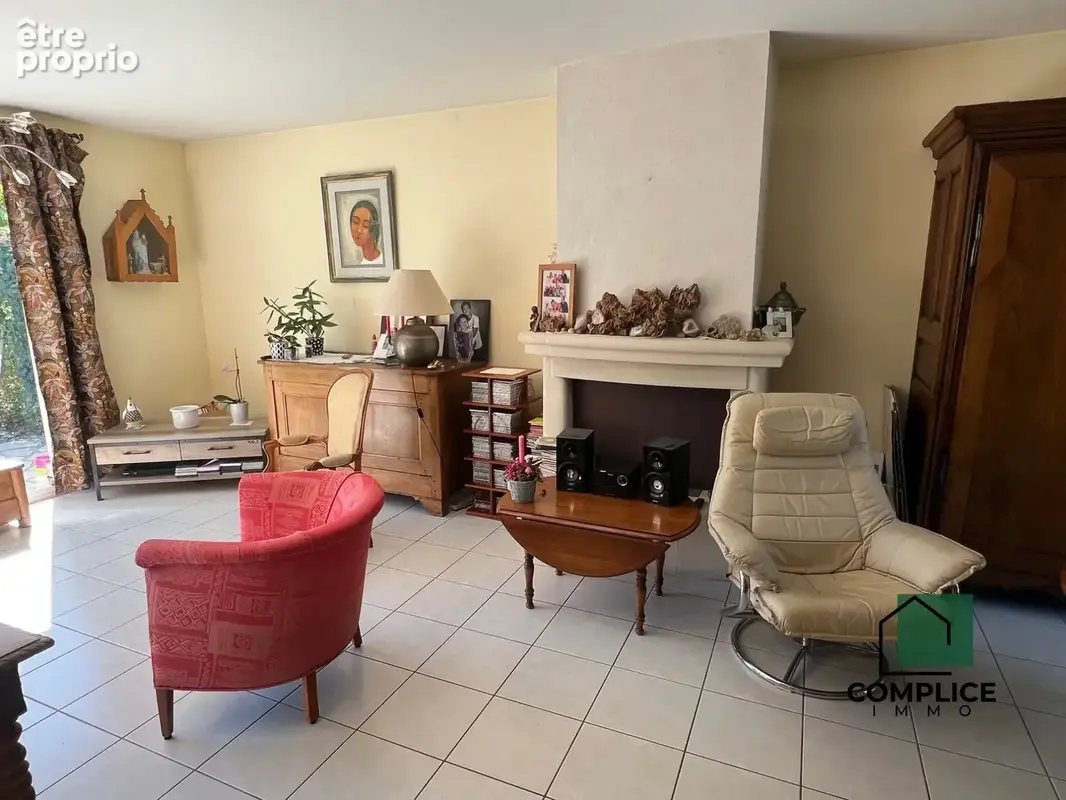 Maison 7 pièces 104 m² à vendre à Saint-Etienne-De-Montluc (44360) - photo 3