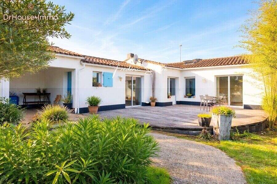 Maison à LE BOIS-PLAGE-EN-RE