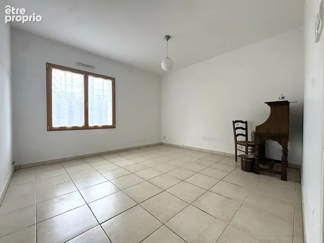 Maison familiale à Saint-Jean-De-Linières _192.4 m2 _ - photo 9