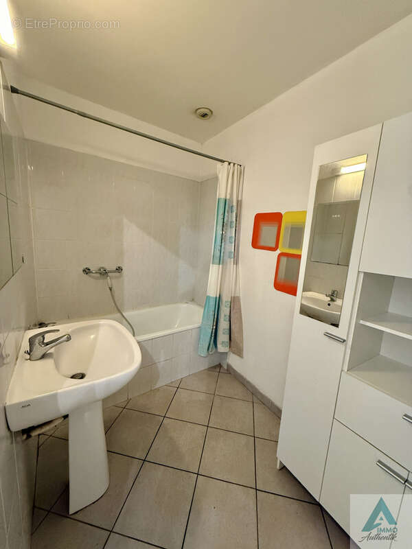 Appartement à ROQUEVAIRE