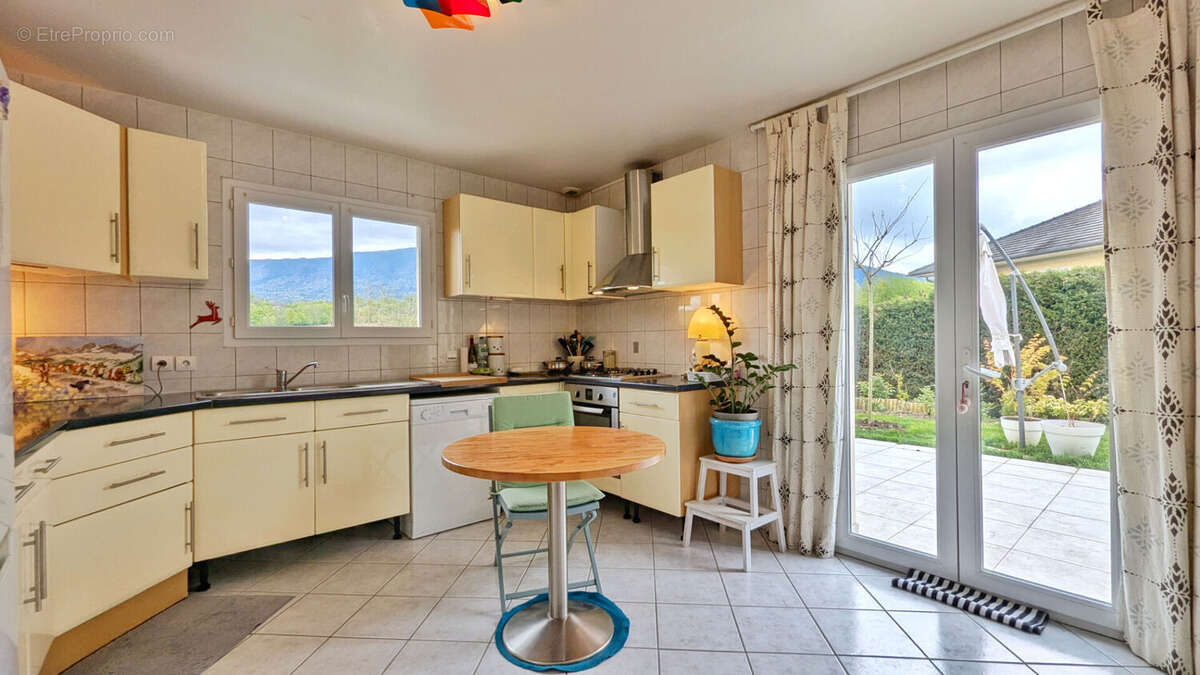 Maison à ALBY-SUR-CHERAN