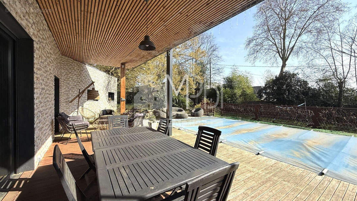 Maison à BOURG-EN-BRESSE