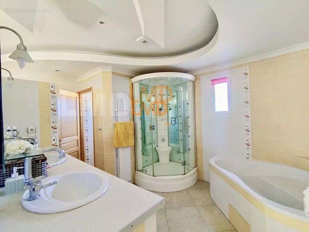 Propriété avec piscine, appartements indépendants et vue nature - photo 15