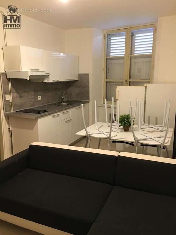 Appartement à SAINT-LEONARD-DE-NOBLAT