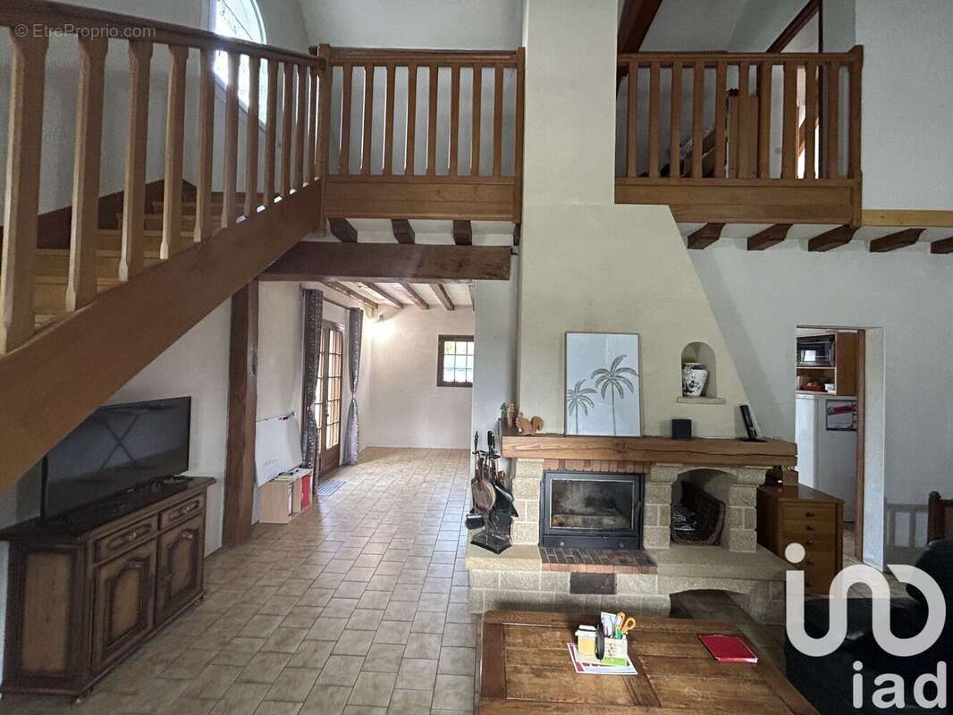 Photo 6 - Maison à SARRIGNE