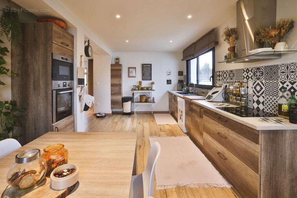 Maison à COLOMIERS
