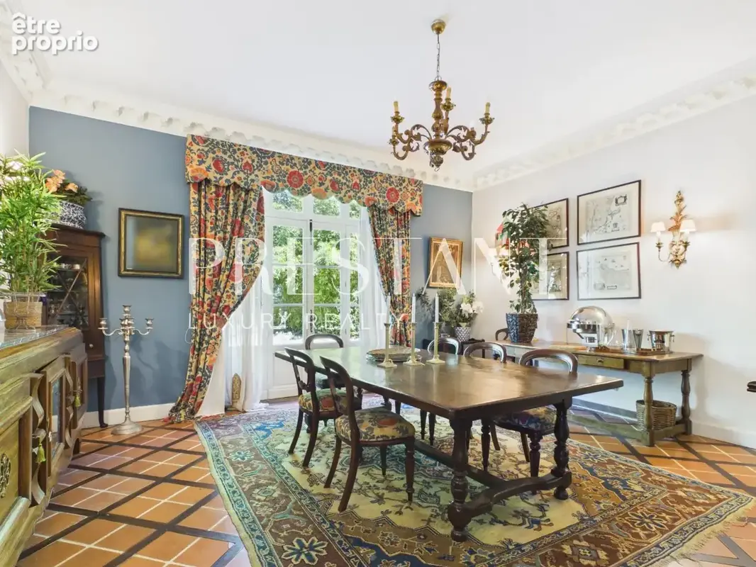 Château à vendre près de Bayonne- Demeure de caractère avec parc, piscine et tennis. - photo 12