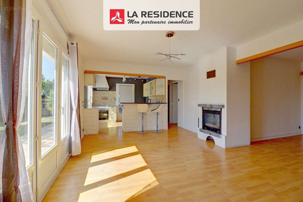 Maison 125 m² à Villebarou  - photo 5