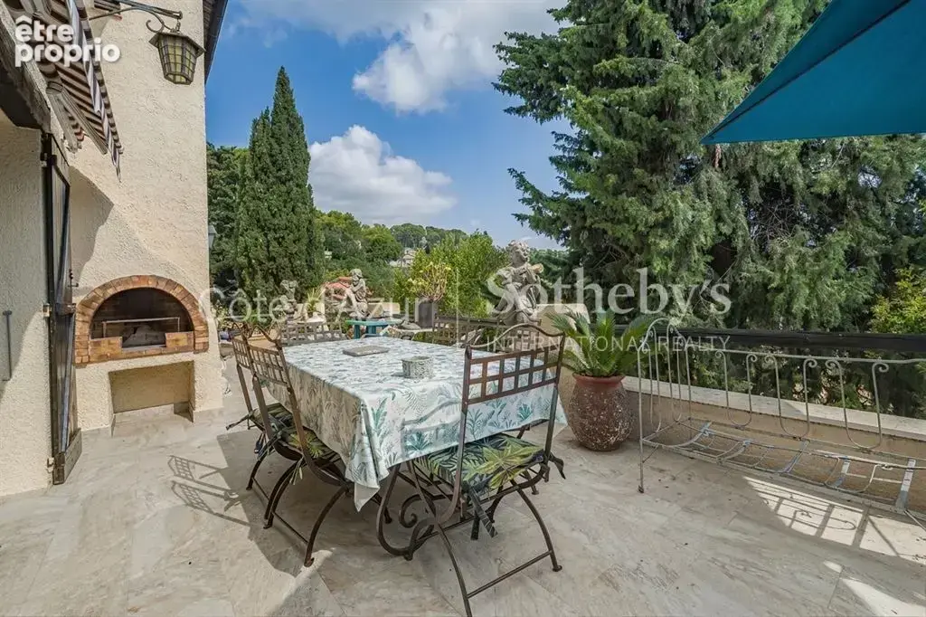 Maison à MOUGINS