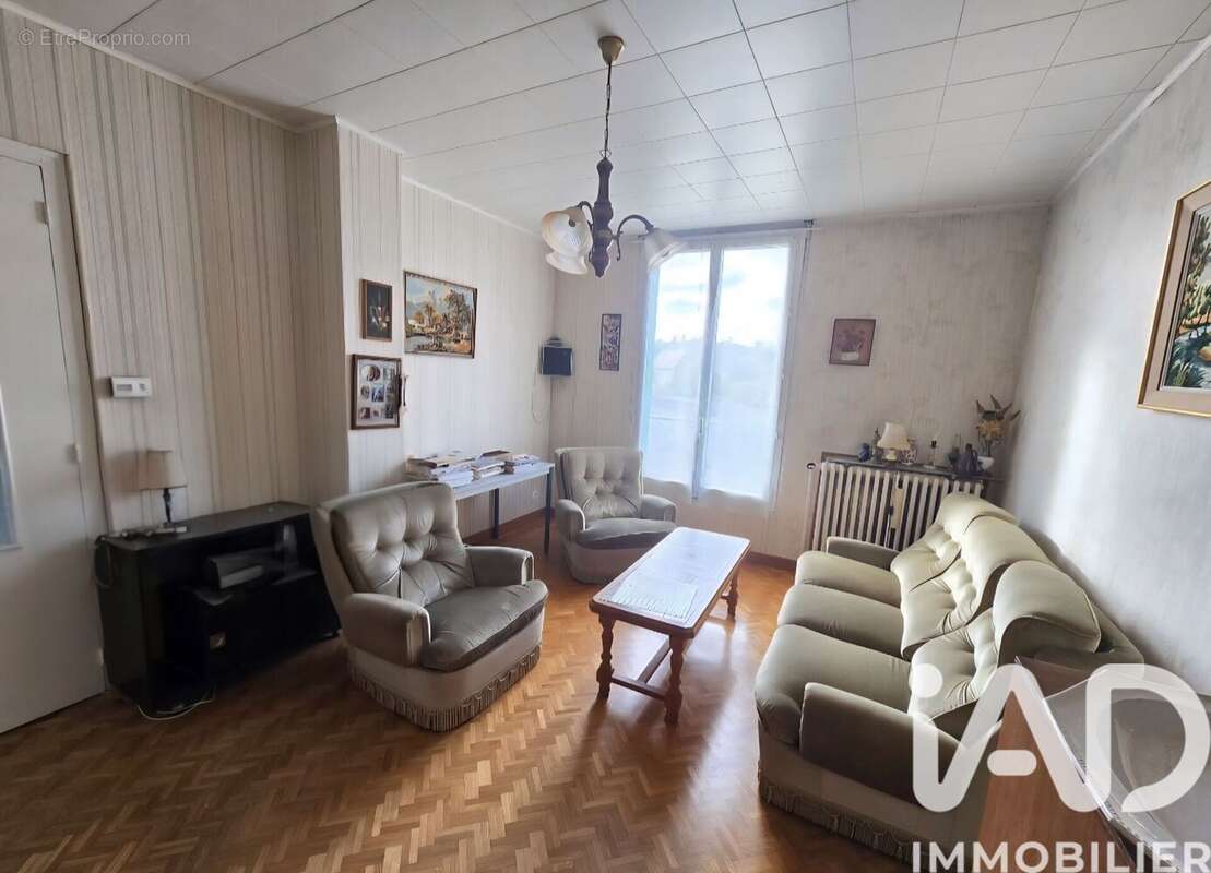 Photo 3 - Maison à SAINT-JULIEN-LES-VILLAS
