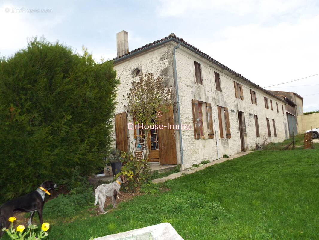 Maison à PONS