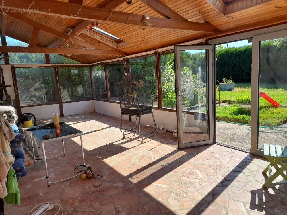 Maison à POULIGNY-SAINT-PIERRE