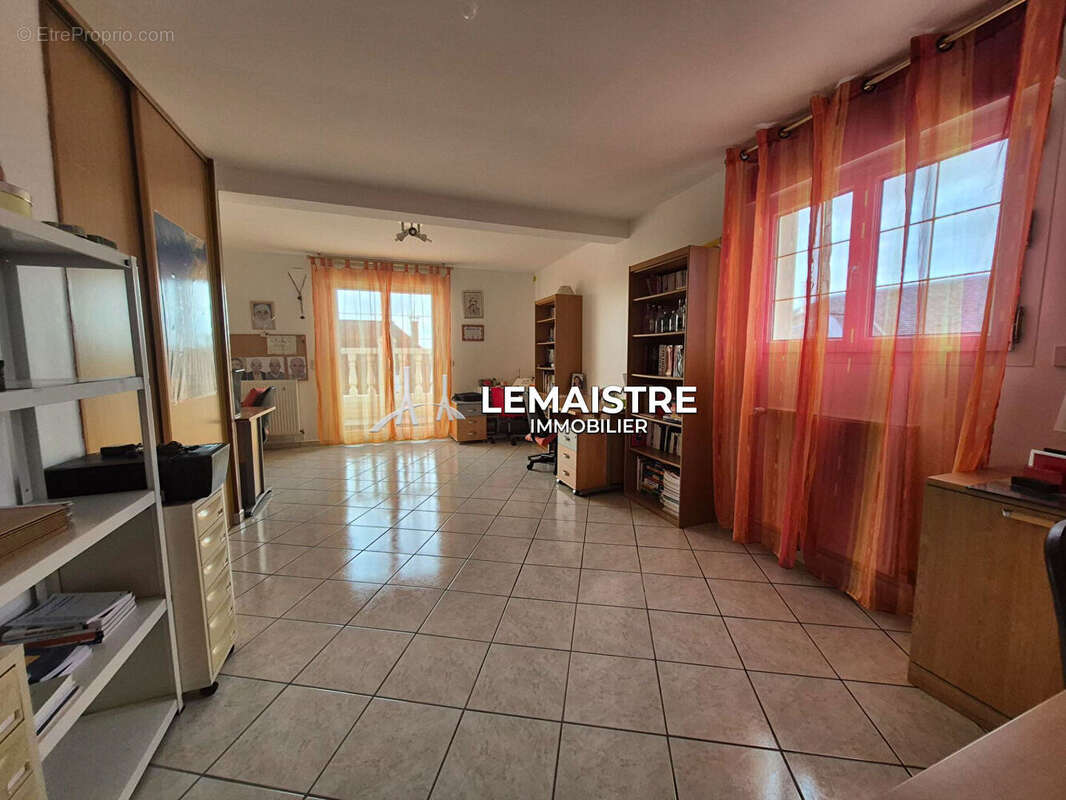 Maison à FONTAINE-LA-MALLET