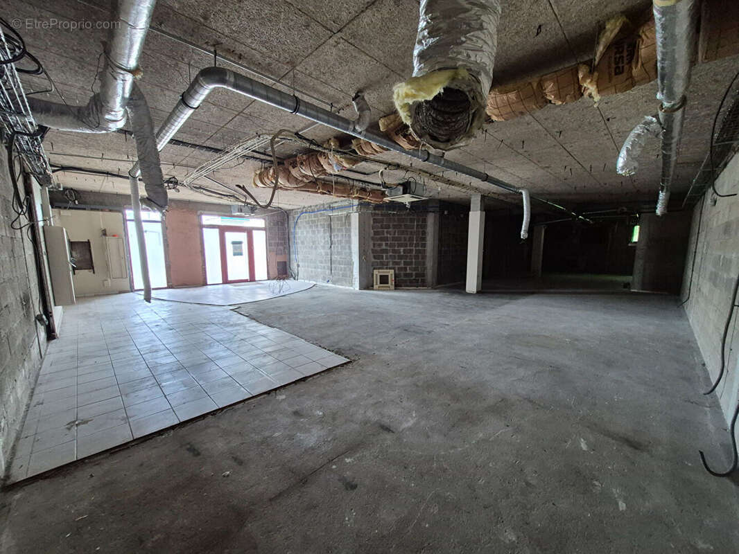 Commerce à ANZIN-SAINT-AUBIN