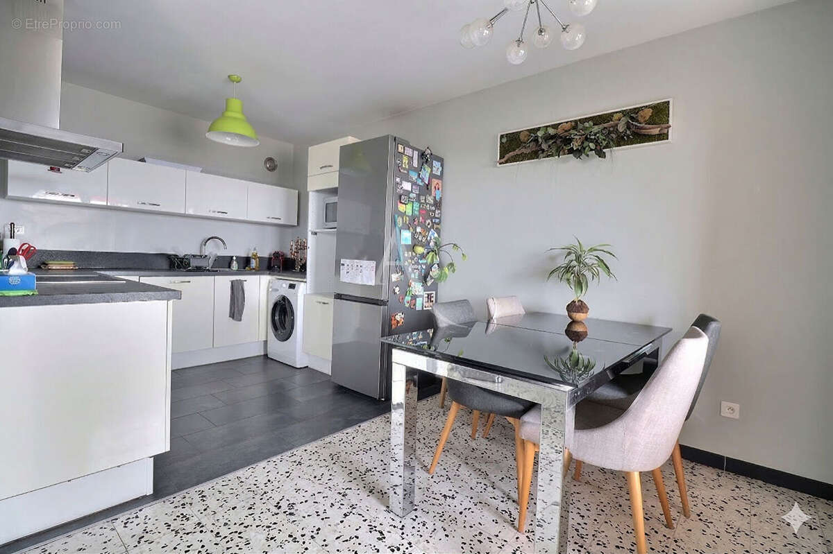 Appartement à MARSEILLE-12E