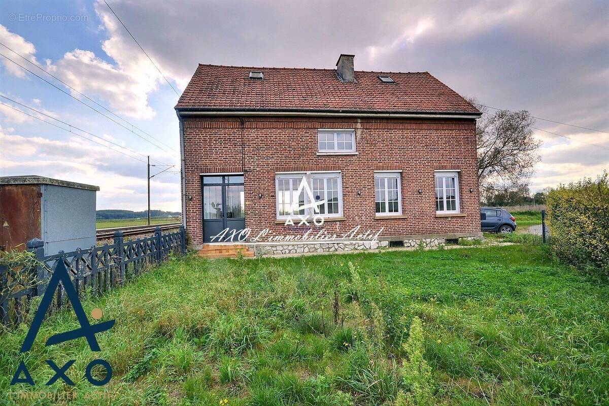 Maison à STEENBECQUE