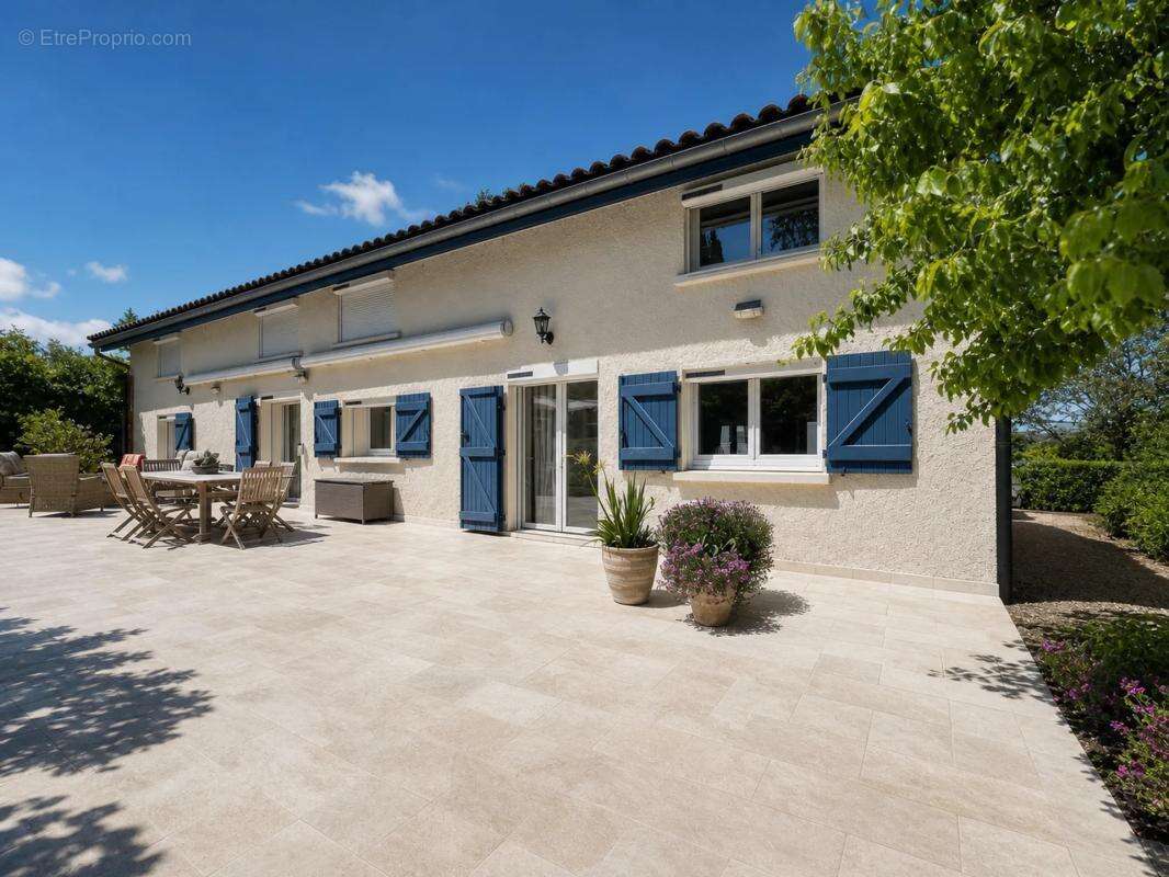 Maison de 8 pièces de 190 m² à La Bastide-de-Besplas - photo 13