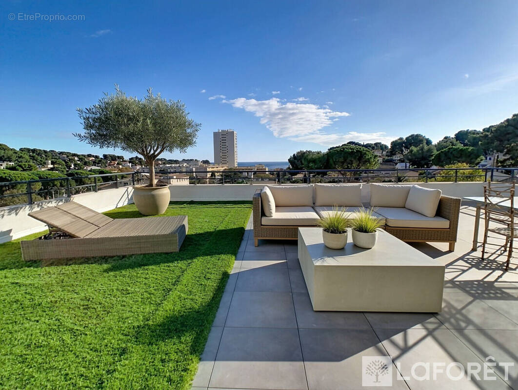 Appartement à CARRY-LE-ROUET