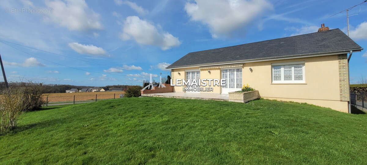 Maison à LA TRINITE-DU-MONT