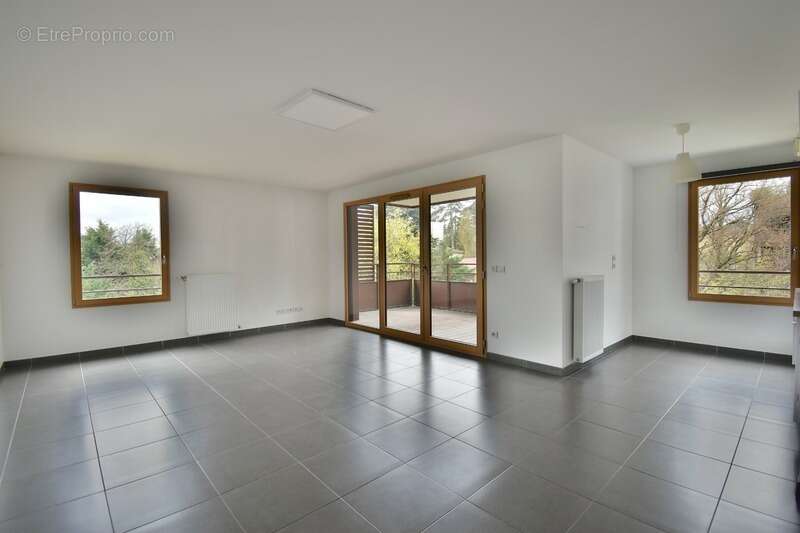 Appartement à TASSIN-LA-DEMI-LUNE