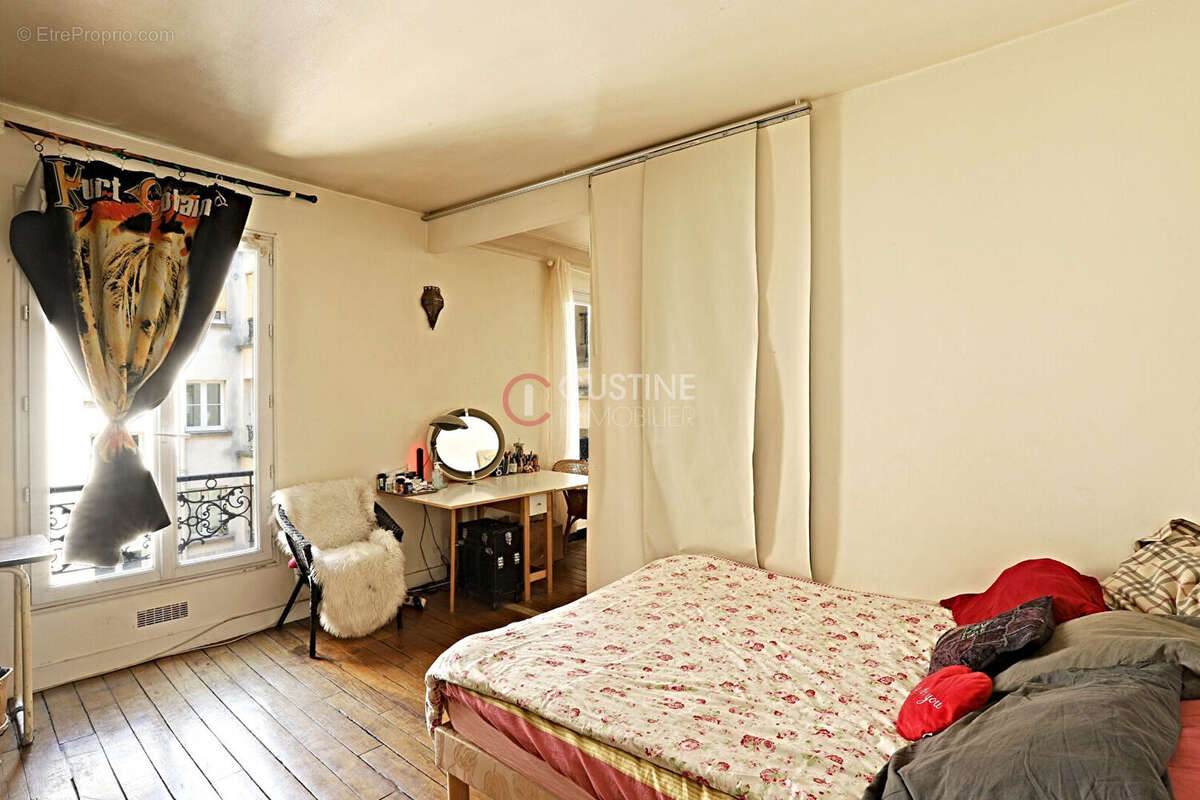 Charmant 2pièces au calme absolu - 3ème étage sur cour - Paris 18e - vendu loué 750  charges comprises - photo 7
