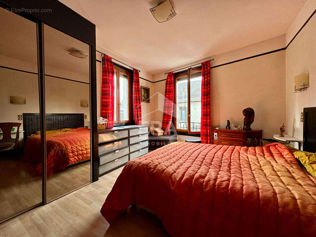 Maison à PUSSAY