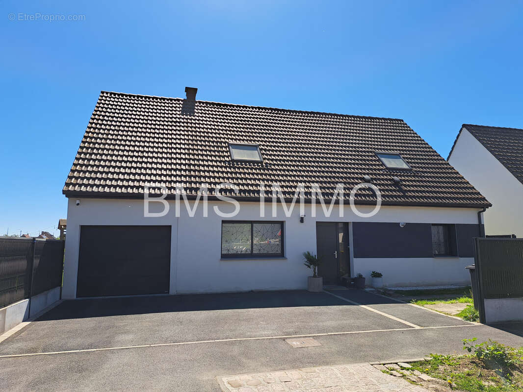 Maison à THUMERIES