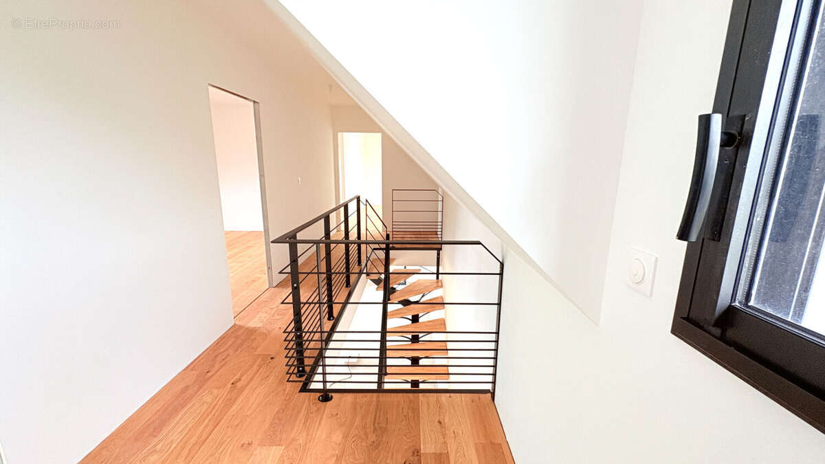 BENODET - Jolie contemporaine de 200m² dans un quartier prisé ! - photo 7