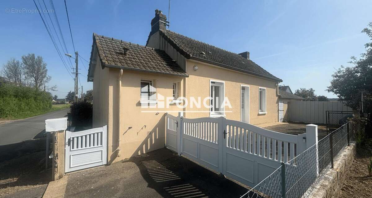 Maison à MANSIGNE