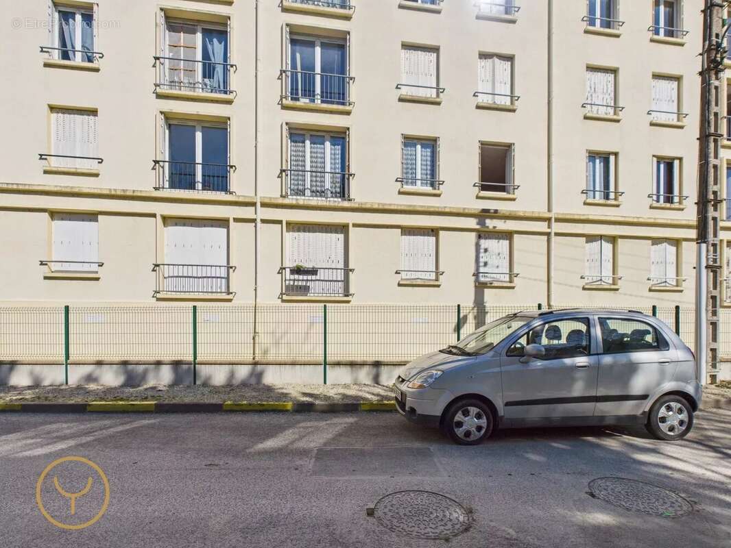 Appartement à ROMILLY-SUR-SEINE